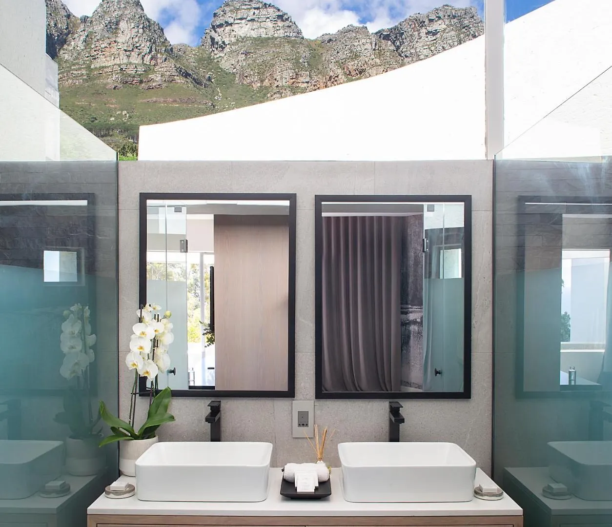 Hollywood Mansion & Spa Camps Bay Città del Capo